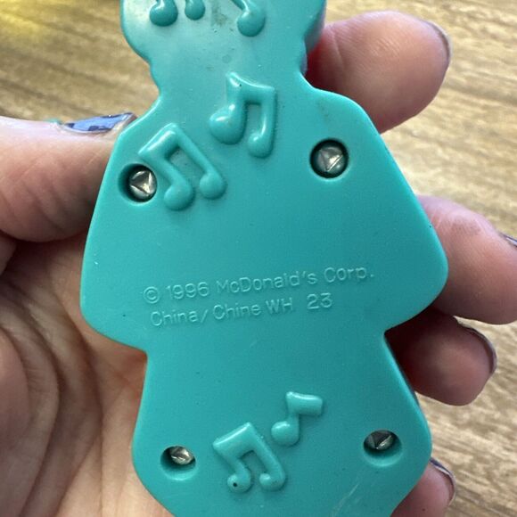 Vintage McDonald's Ronald McDonald Whistle Toy and Cup - Picture 7 of 15